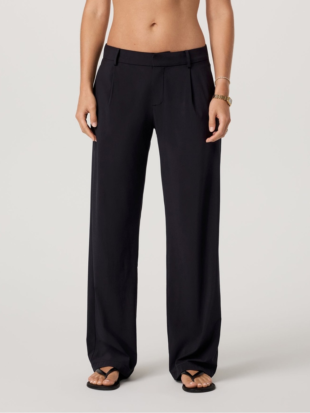 Vuori Villa Low Slung Trouser in Black